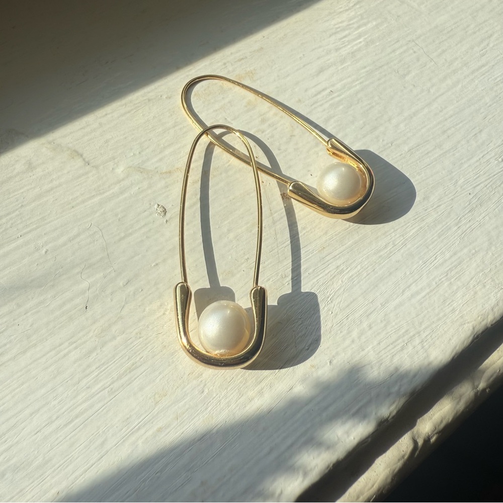Safety Pin Pearl Earrings